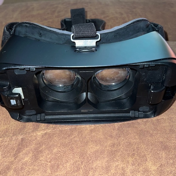Samsung Oculus Gear VR Goggles